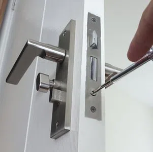 Father Son Locksmith Store Occoquan, VA 571-267-1364 - lock-opening